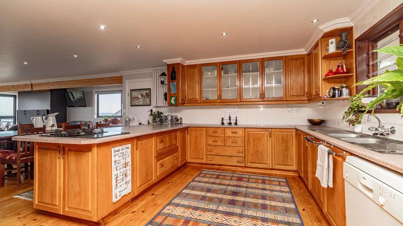 6 Bedroom Property for Sale in Tergniet Western Cape